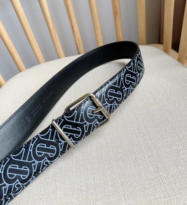 Burberry belt