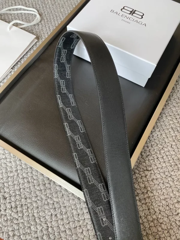 Balenciaga belt