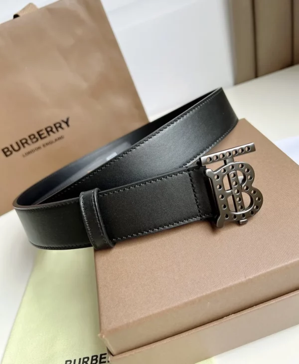 Burberry belt