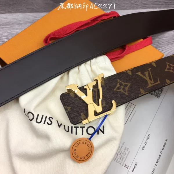 Louis Vuitton belt