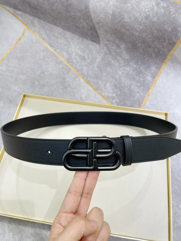 Balenciaga belt