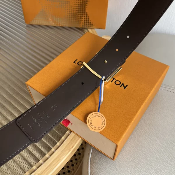 Louis Vuitton belt