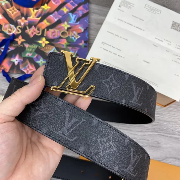 Louis Vuitton belt