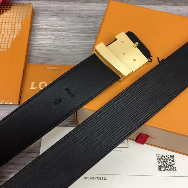 Louis Vuitton belt