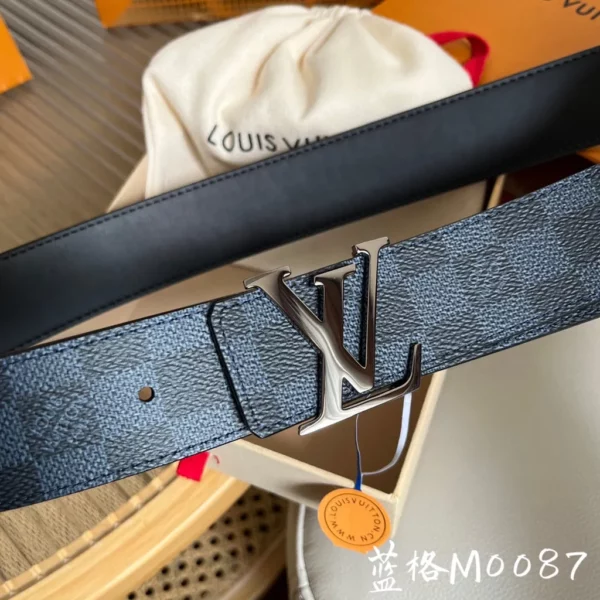 Louis Vuitton belt