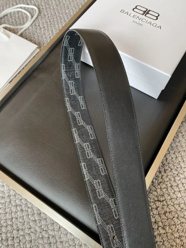 Balenciaga belt