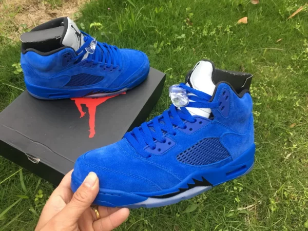 Air Jordan 5 Retro Raging Bull (2017) BlueSuede - 2017-04-09 - Replica shoes