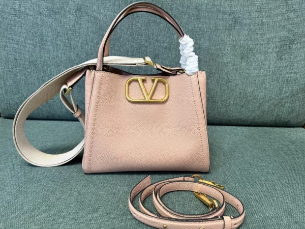 Valentino bag - replica bags