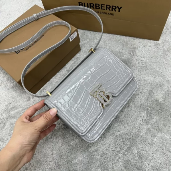 Burberry bag - replica bags