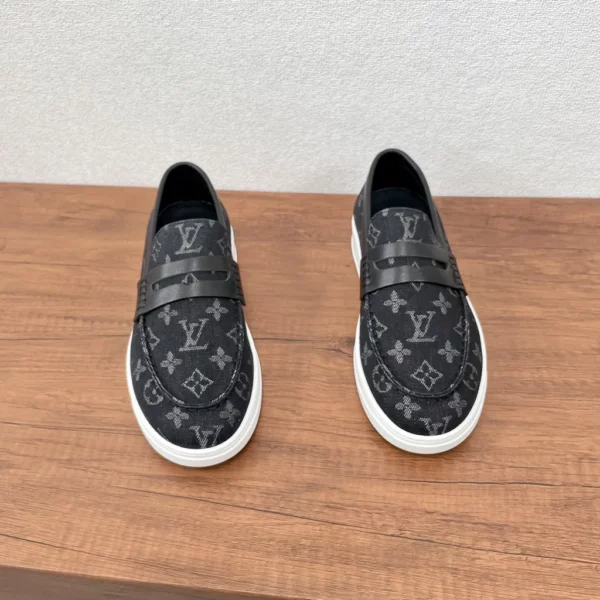 Louis Vuitton shoes - rep shoes