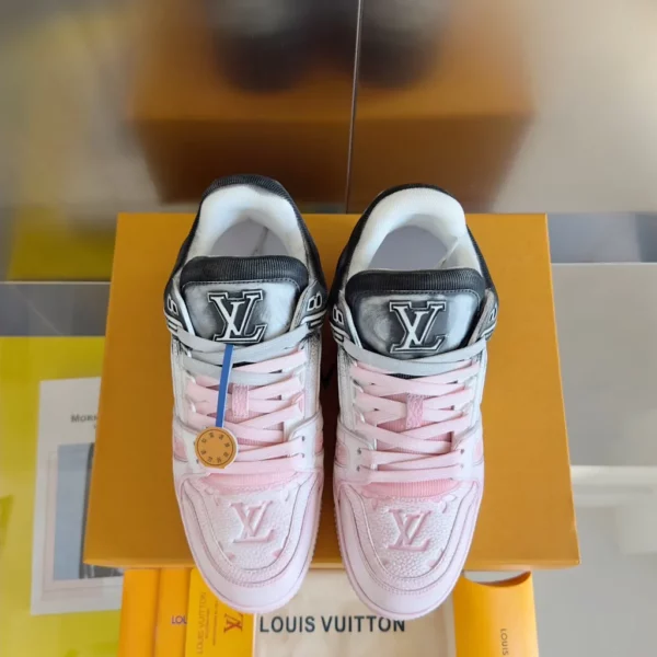 Louis Vuitton shoes - rep shoes