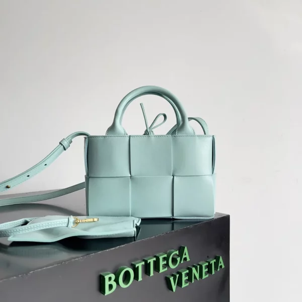 Bottega Veneta bag - replica bags