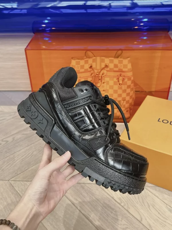 Louis Vuitton shoes - rep shoes