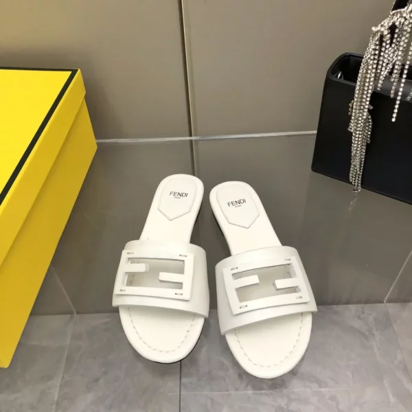 Fendi shoes - Replica shoes