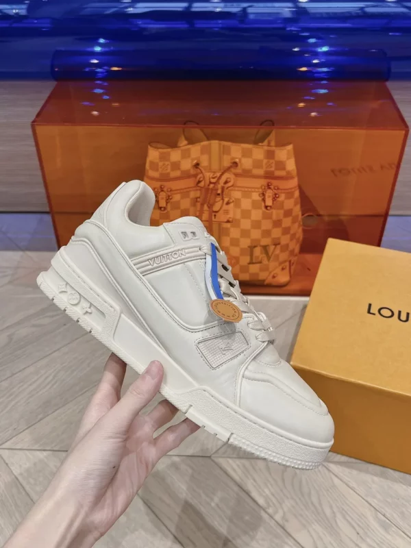 Louis Vuitton shoes - rep shoes