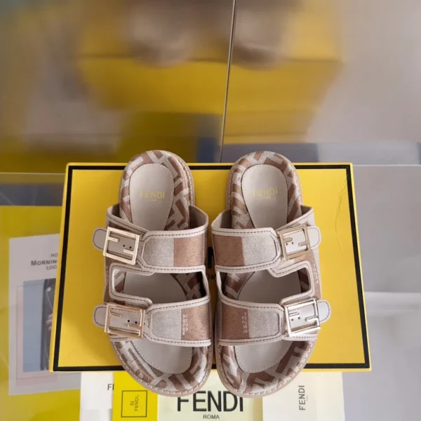 Fendi shoes - Replica shoes