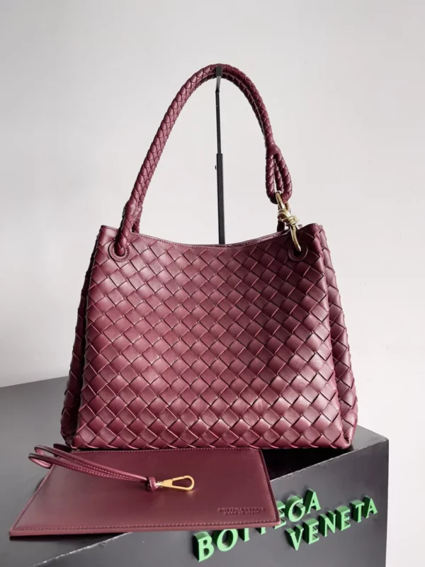 Bottega Veneta bag - replica bags