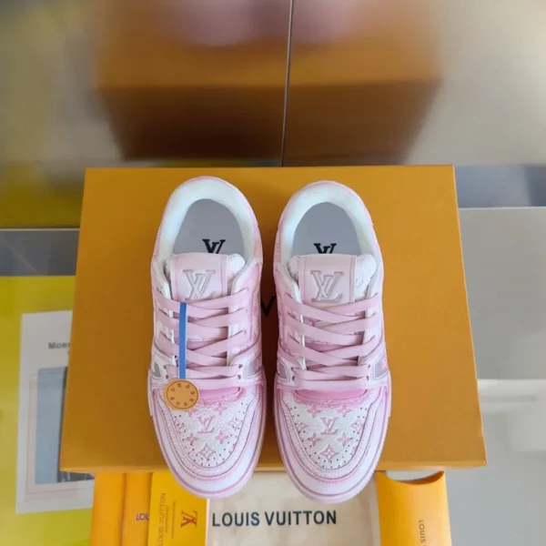 Louis Vuitton shoes - rep shoes