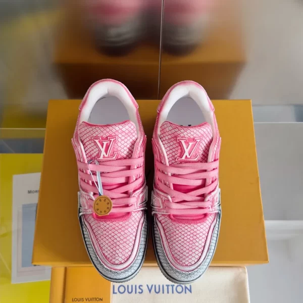 Louis Vuitton shoes - rep shoes