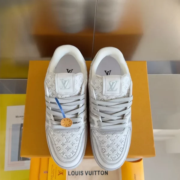 Louis Vuitton shoes - rep shoes