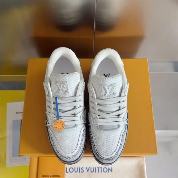 Louis Vuitton shoes - rep shoes