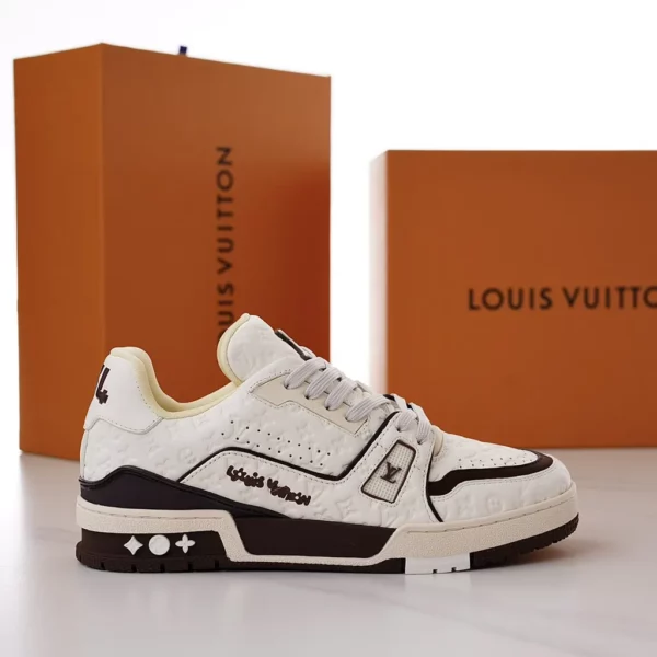 Louis Vuitton shoes - rep shoes