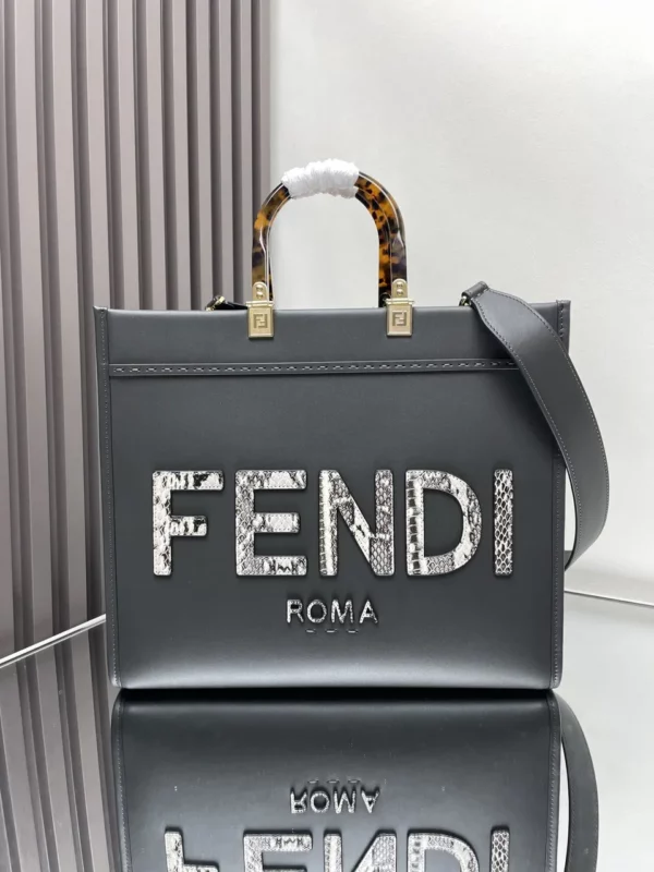 Fendi bag - rep bags