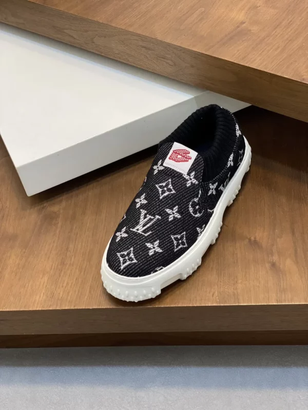 Louis Vuitton shoes - rep shoes