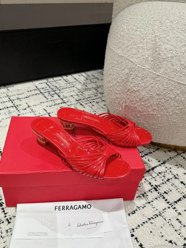 Ferragamo shoes - Replica shoes