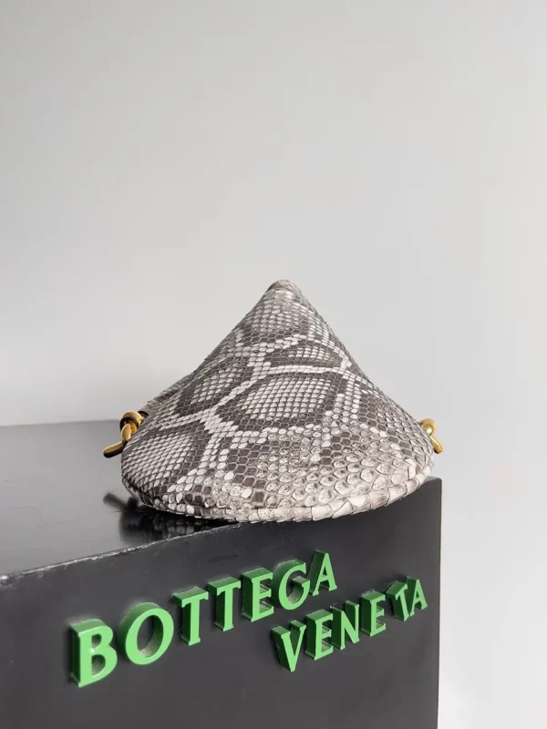 Bottega Veneta bag - replica bags