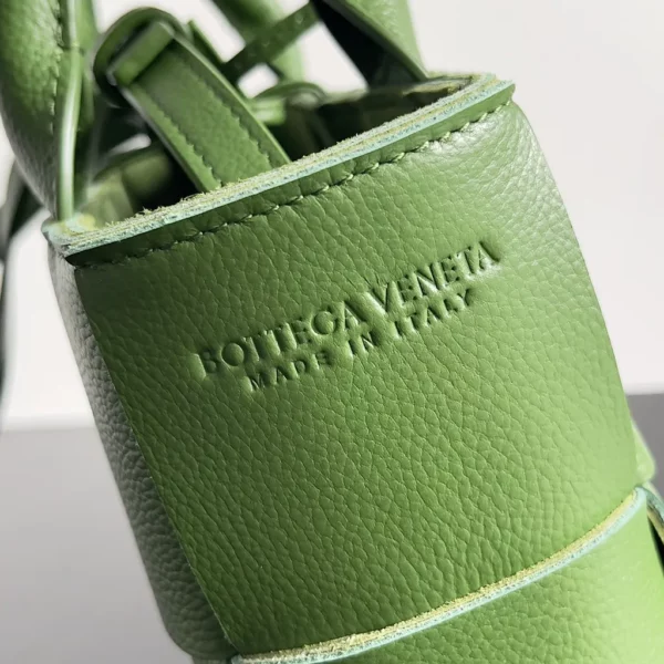 Bottega Veneta bag - replica bags