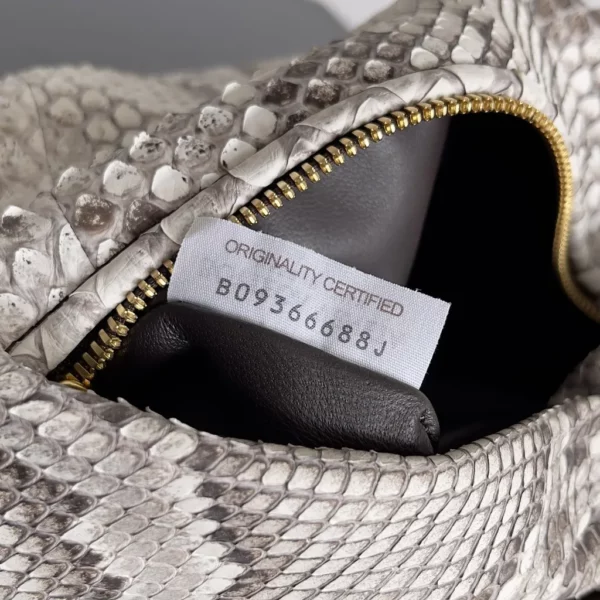 Bottega Veneta bag - replica bags