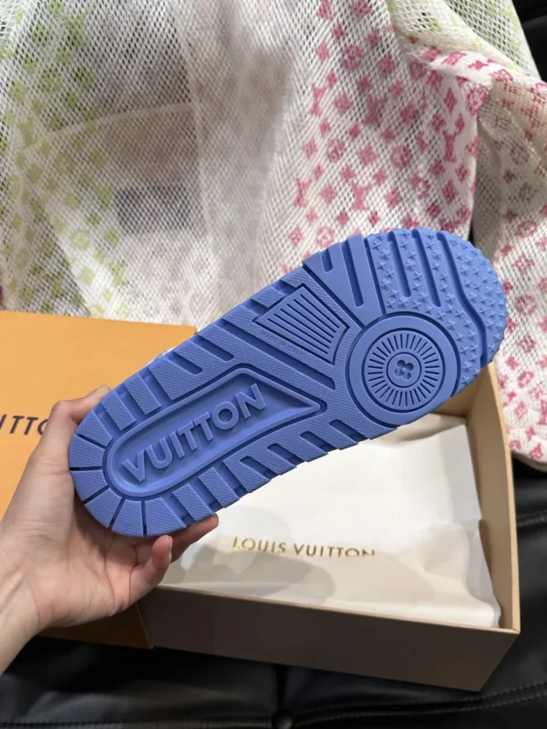 Louis Vuitton shoes - rep shoes