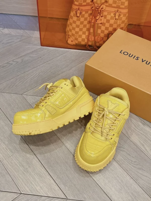 Louis Vuitton shoes - rep shoes