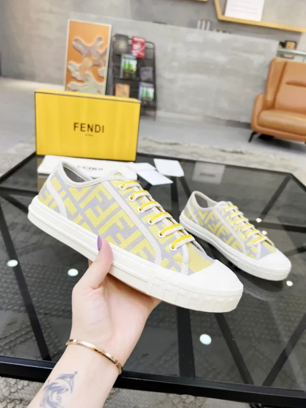 Fendi shoes - Replica shoes