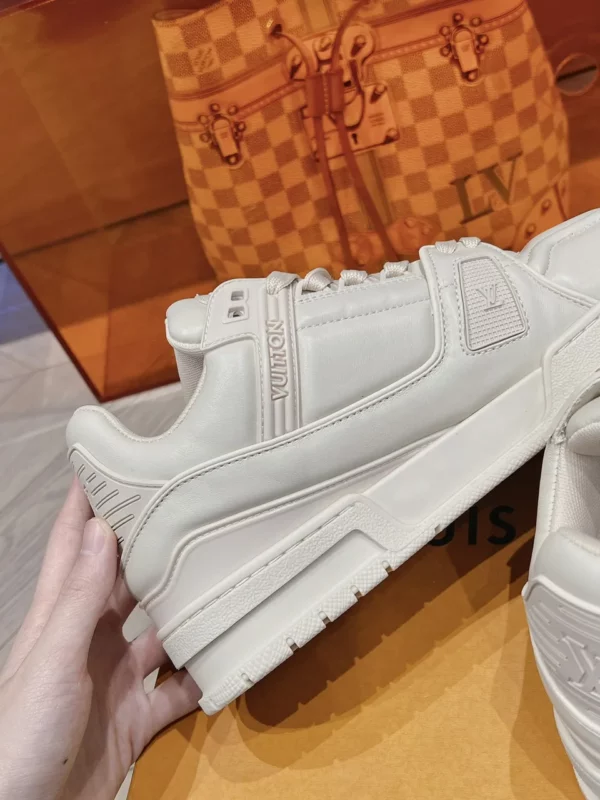 Louis Vuitton shoes - rep shoes