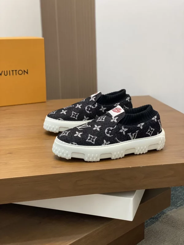 Louis Vuitton shoes - rep shoes