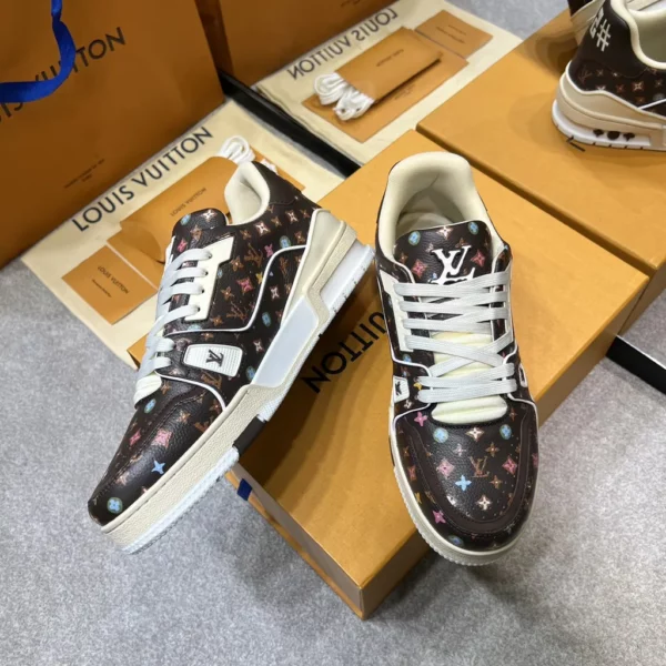 Louis Vuitton shoes - rep shoes