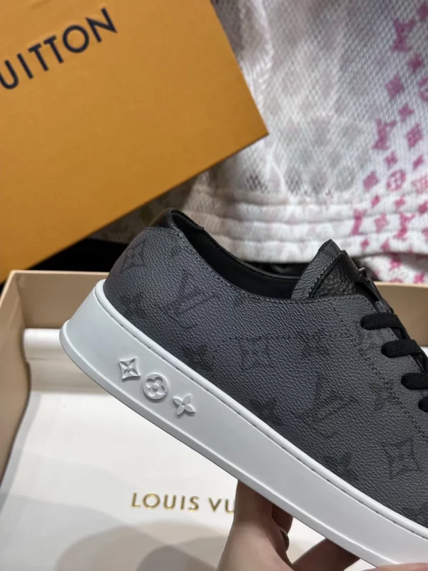 Louis Vuitton shoes - rep shoes