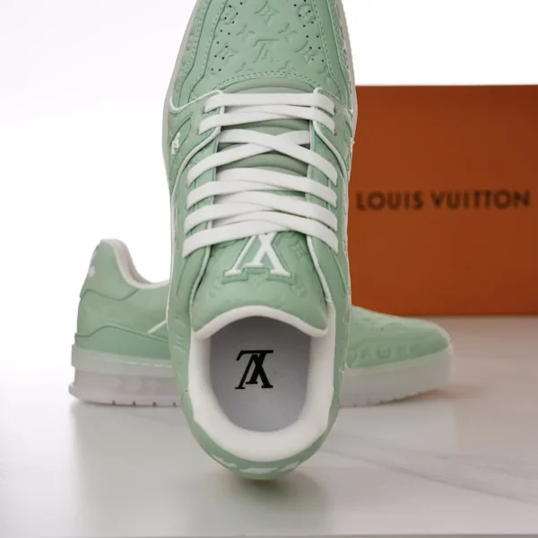 Louis Vuitton shoes - rep shoes