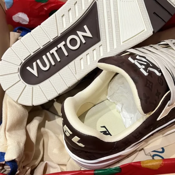 Louis Vuitton shoes - rep shoes