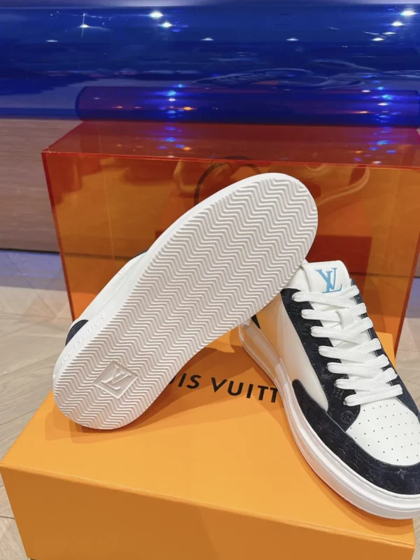 Louis Vuitton shoes - rep shoes