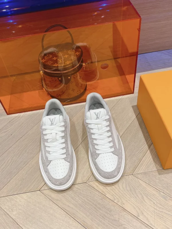 Louis Vuitton shoes - rep shoes