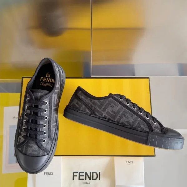 Fendi shoes - Replica shoes