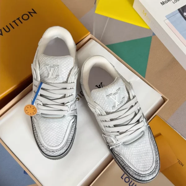 Louis Vuitton shoes - rep shoes