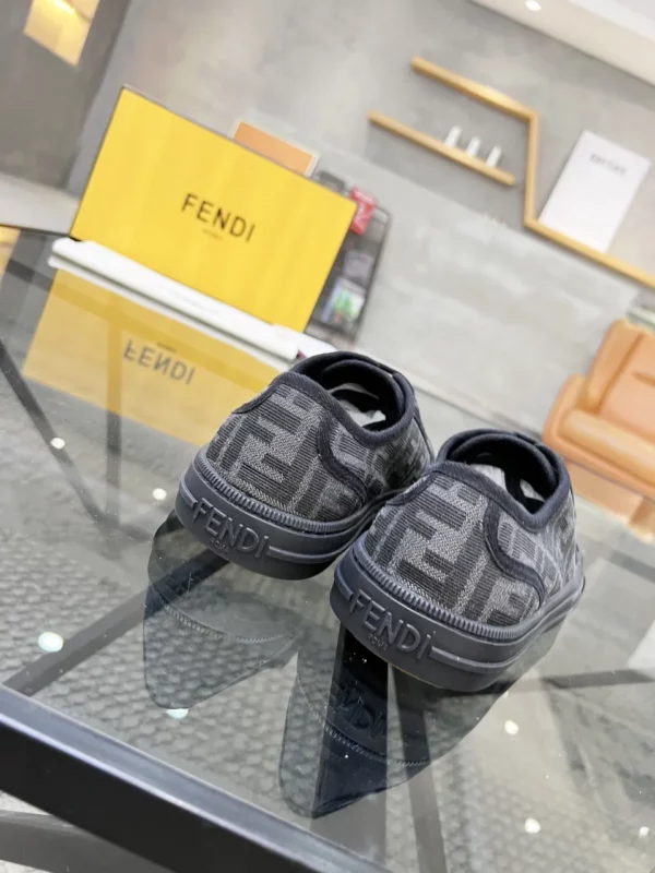 Fendi shoes - Replica shoes