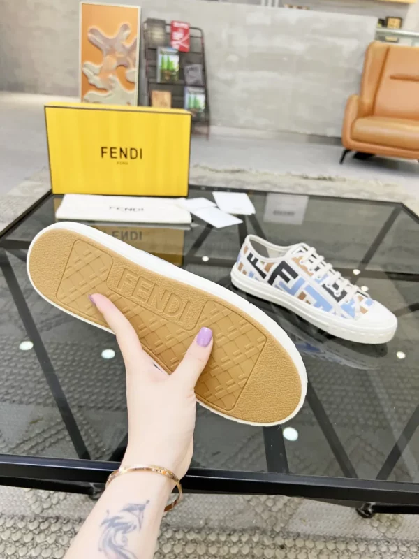 Fendi shoes - Replica shoes