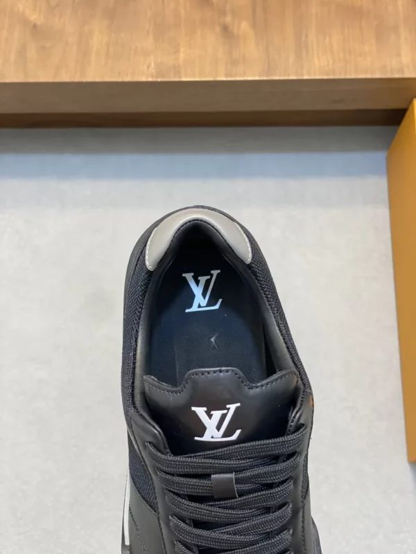 Louis Vuitton shoes - rep shoes