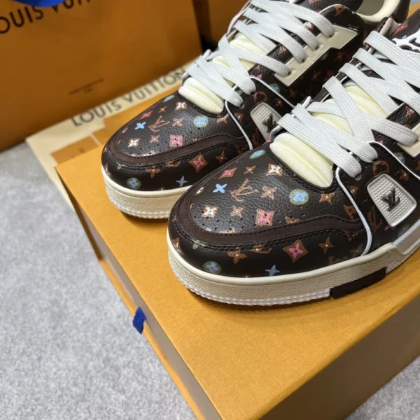 Louis Vuitton shoes - rep shoes