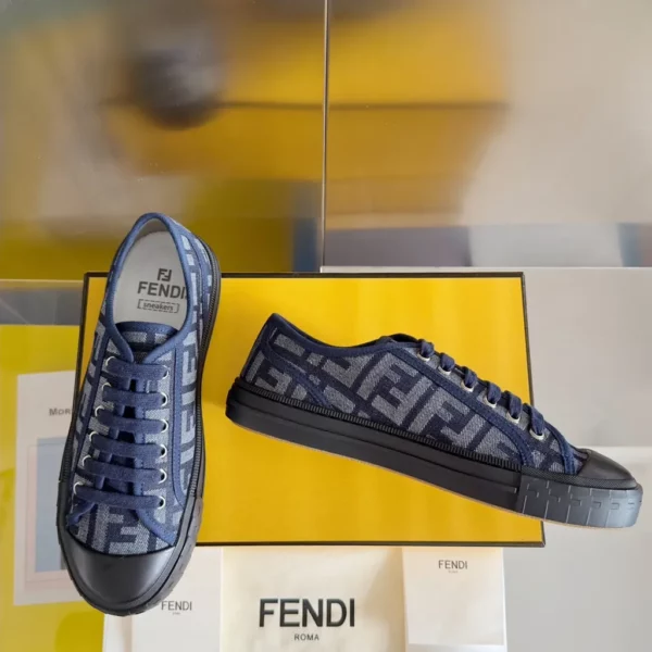 Fendi shoes - Replica shoes